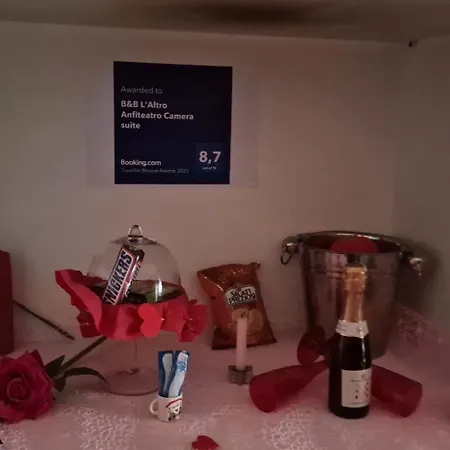 לינה וארוחת בוקר L'altro Anfiteatro 4*