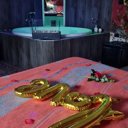 L'altro Anfiteatro לינה וארוחת בוקר